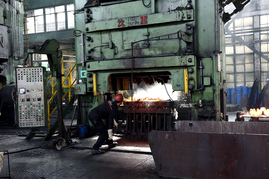 現(xiàn)場生產(chǎn)1 壓縮.jpg 現(xiàn)場生產(chǎn)1 壓縮.jpg